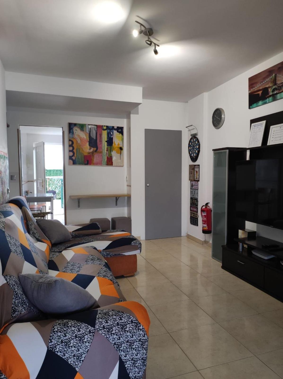 Chalet Bajo Con Jardin, Patio, Cenador Y Barbacoa. Viveda Екстериор снимка
